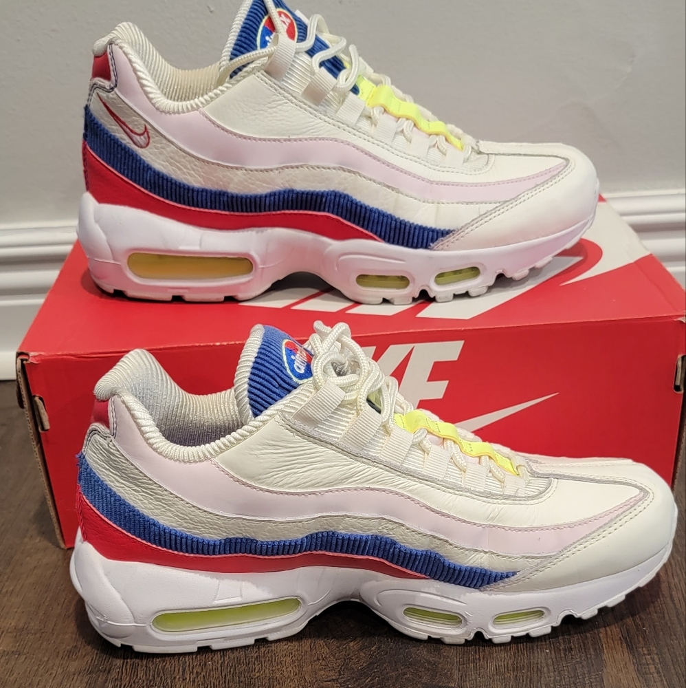 Women Nike Air Max 95 se size 9.5
